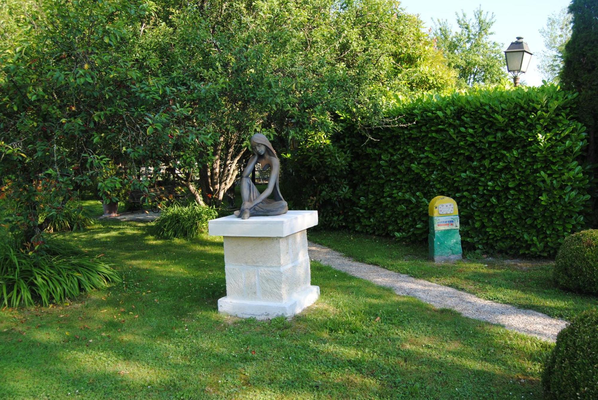 Les Insolites Du Grand Logis Marchais  الغرفة الصورة